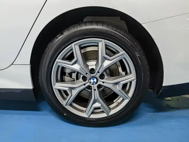 BMW i3 2025