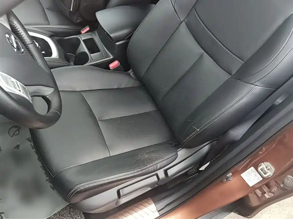 Nissan X-Trail 2015 — фото 15
