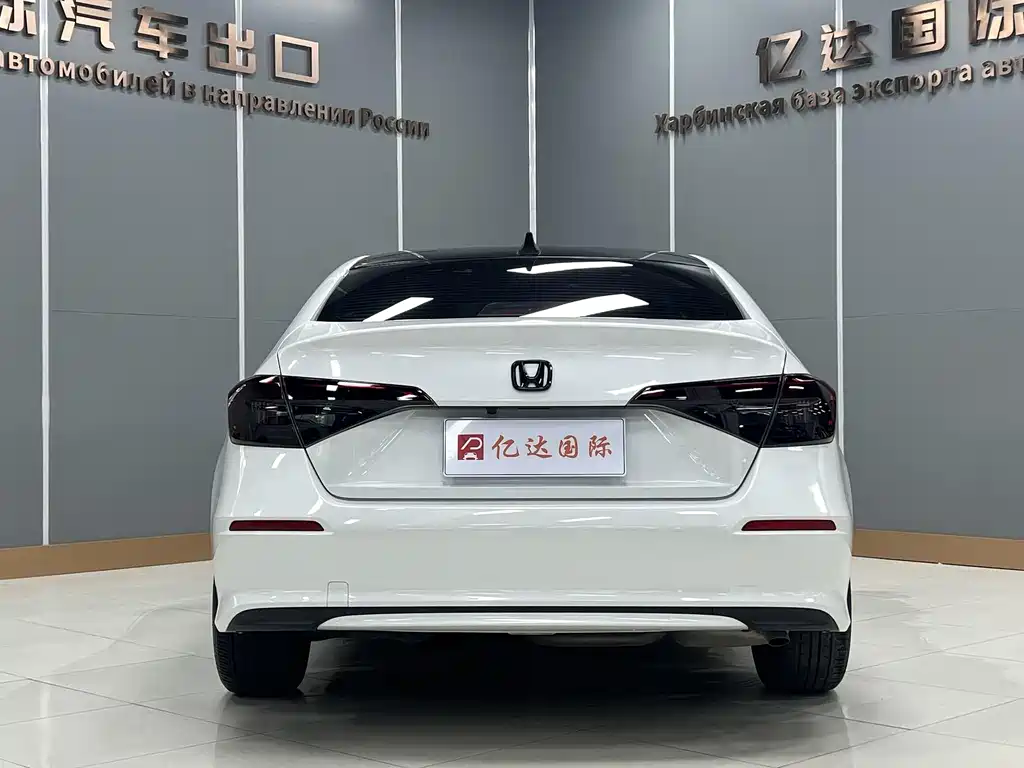 Honda Civic 2022 — фото 4