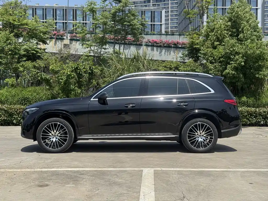Mercedes-Benz GLC 2025 — фото 11