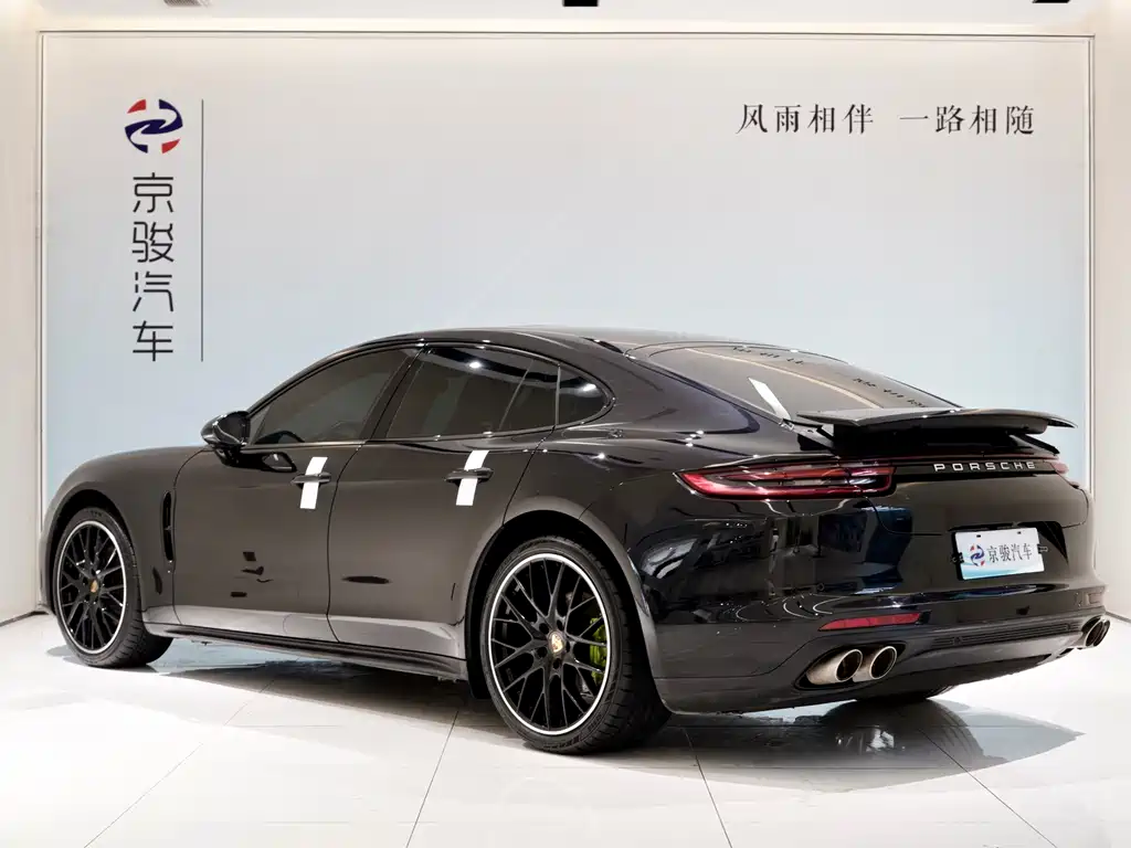 Porsche Panamera 2019 — фото 20