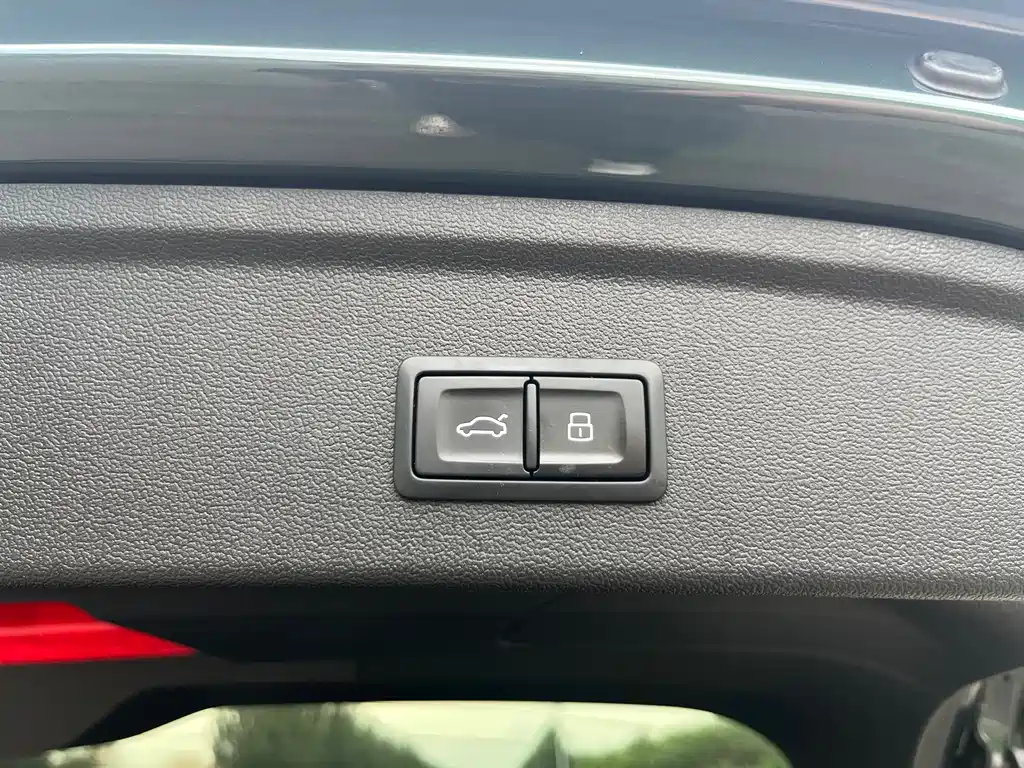 Audi A3 2022 — фото 17