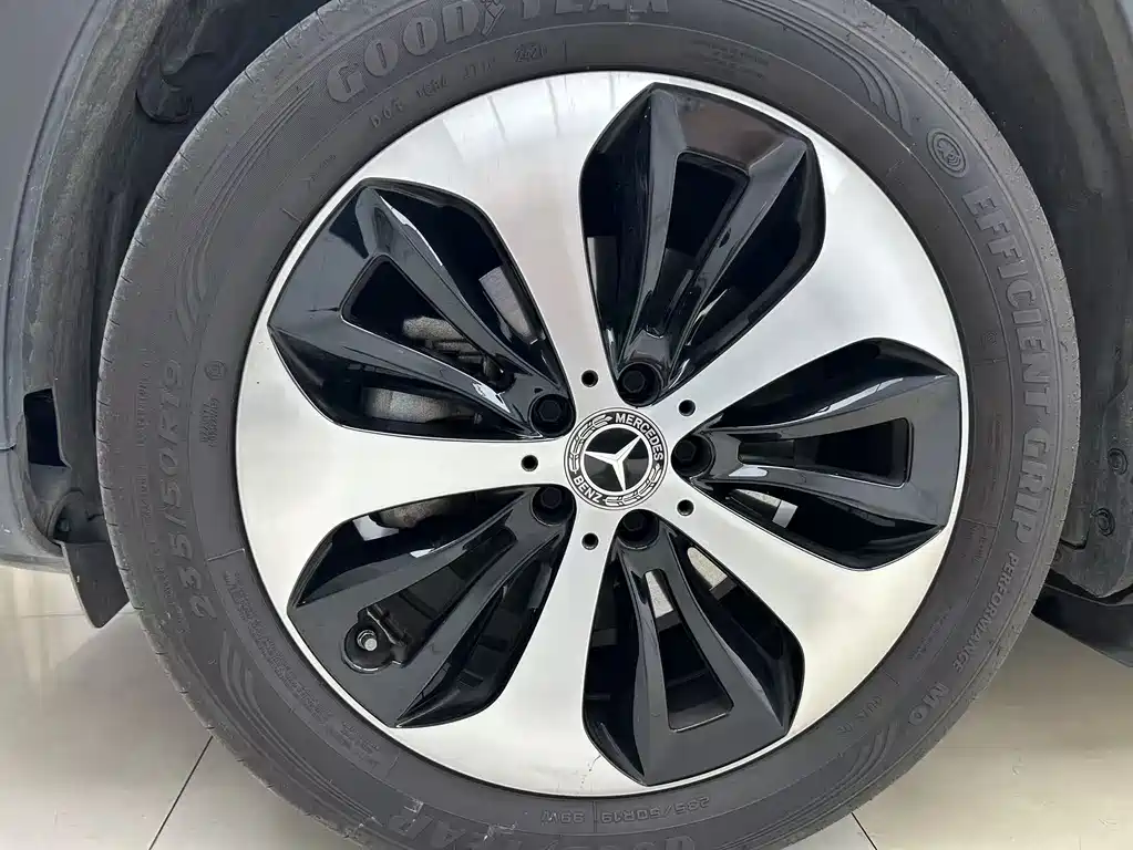 Mercedes-Benz GLB 2021 — фото 15