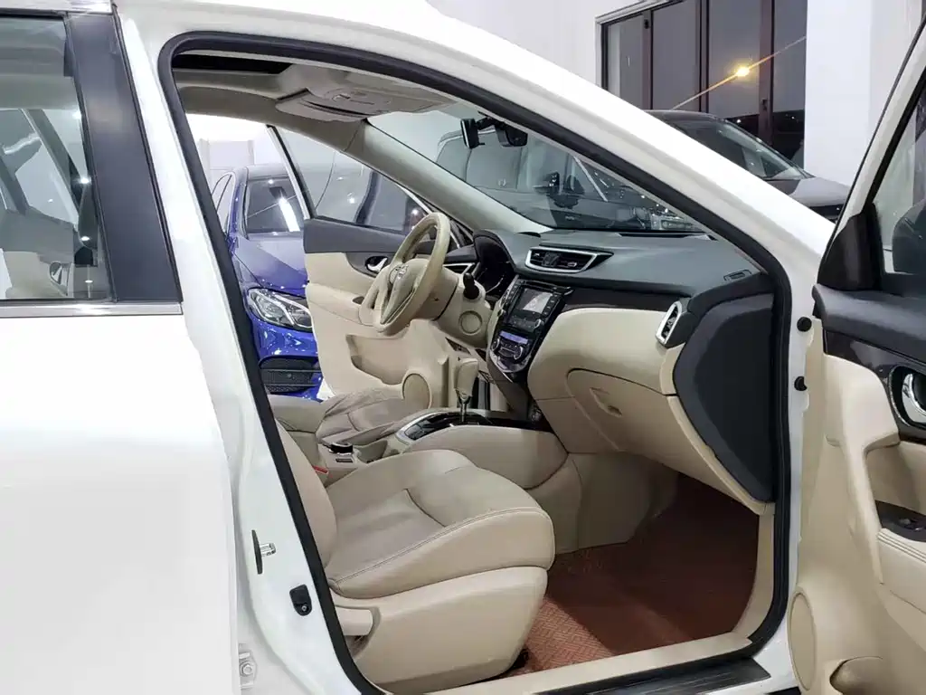 Nissan X-Trail 2014 — фото 16