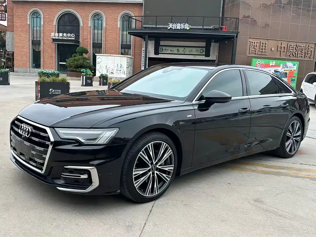 Audi A6L 2024 — фото 1