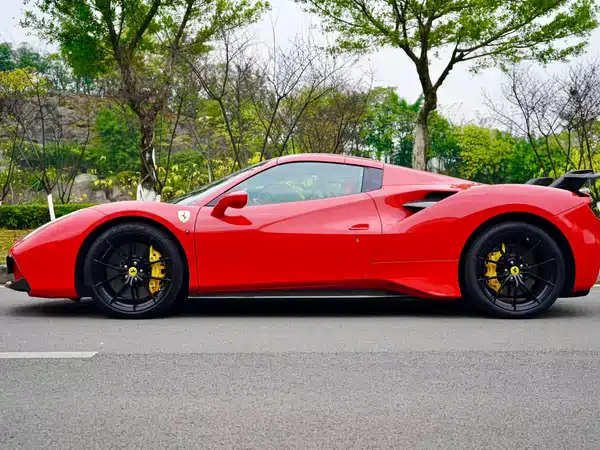 Ferrari 488 2015