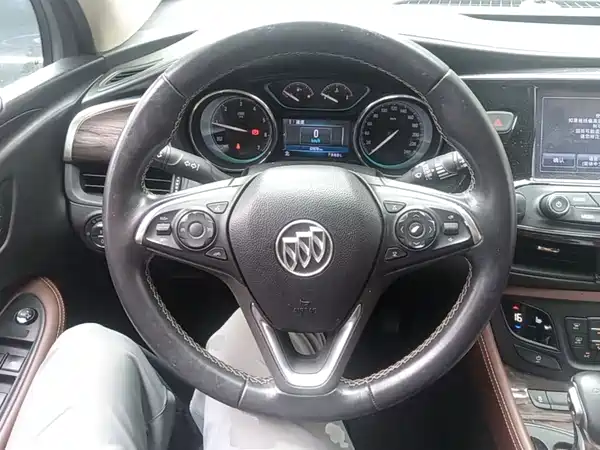 Buick Envision Plus 2017
