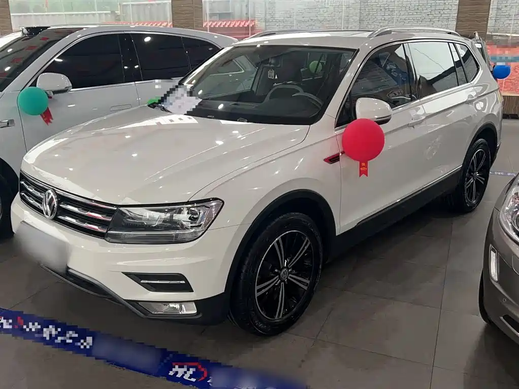 Volkswagen Tiguan L 2019 — фото 2