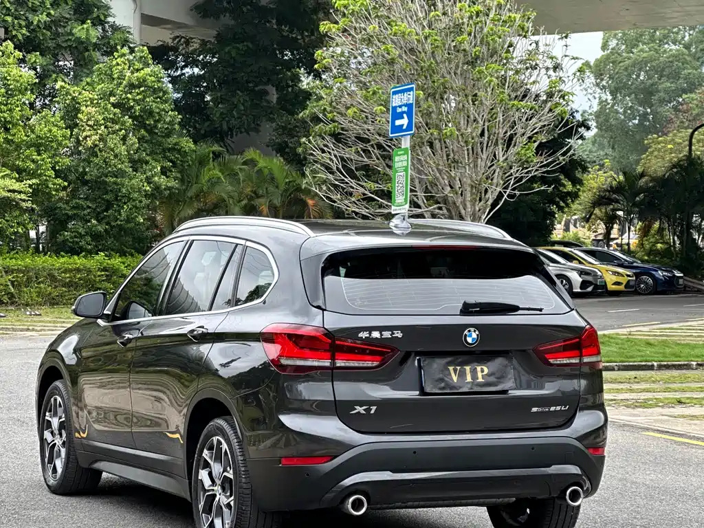 BMW X1 2021 — фото 10