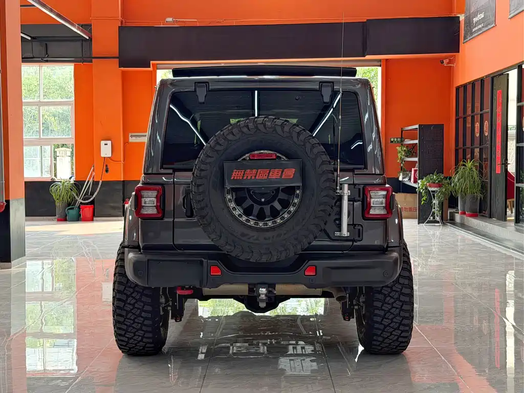 Jeep Wrangler 2022 — фото 5
