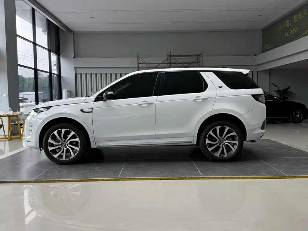 Land Rover Discovery Sport 2024 — фото 5