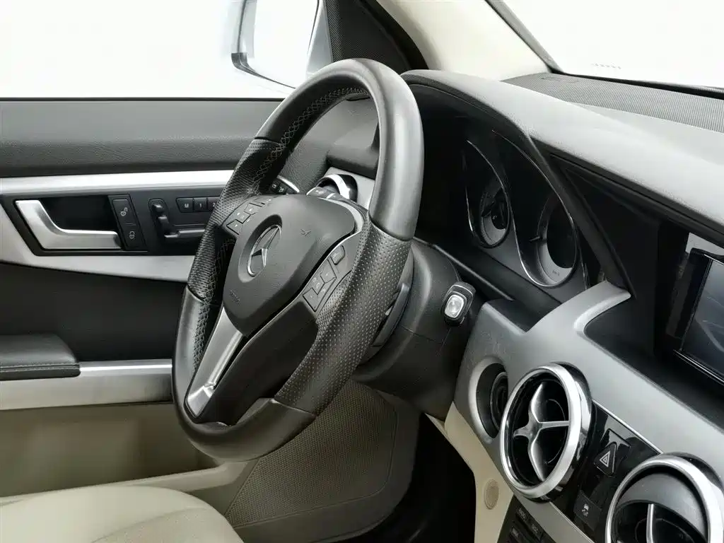 Mercedes-Benz GLK-Class 2014 — фото 22