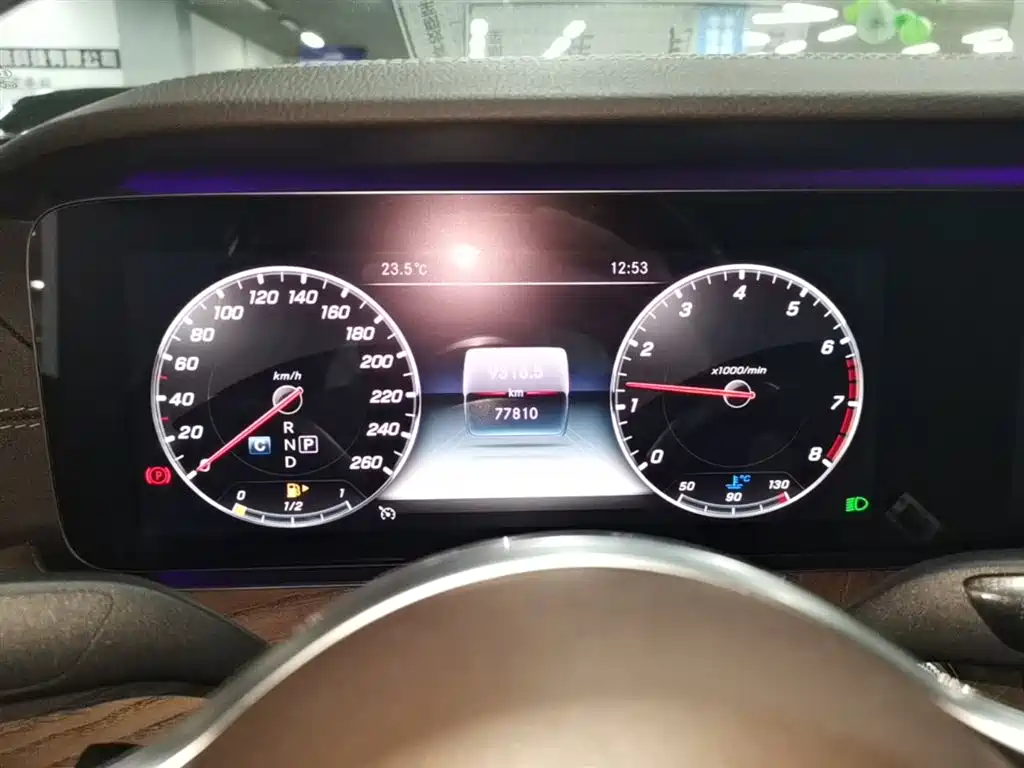 Mercedes-Benz E-Class 2020 — фото 12