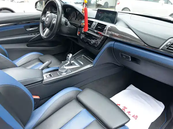 BMW M4 2017
