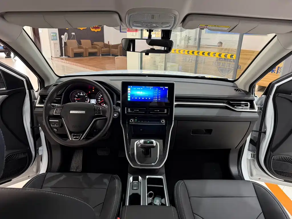 Haval M6 2024 — фото 15