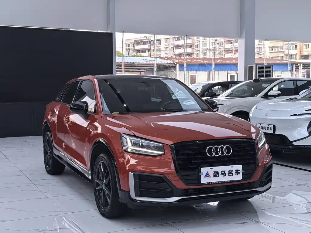 Audi Q2L 2021 — фото 3