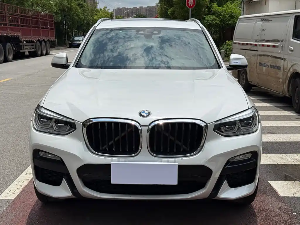 BMW X3 2018 — фото 2