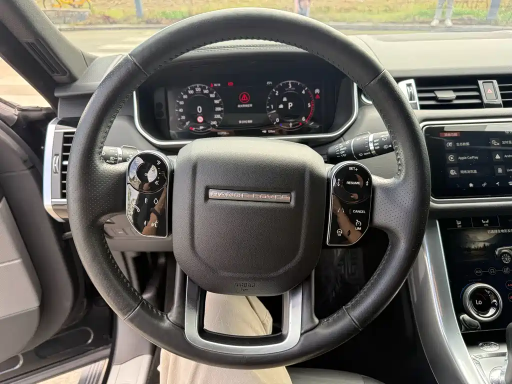 Land Rover Sport 2020 — фото 17