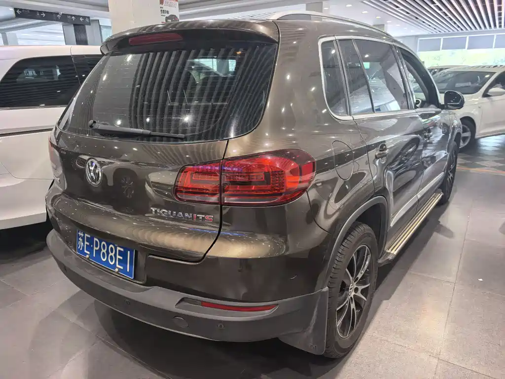 Volkswagen Tiguan 2015 — фото 6