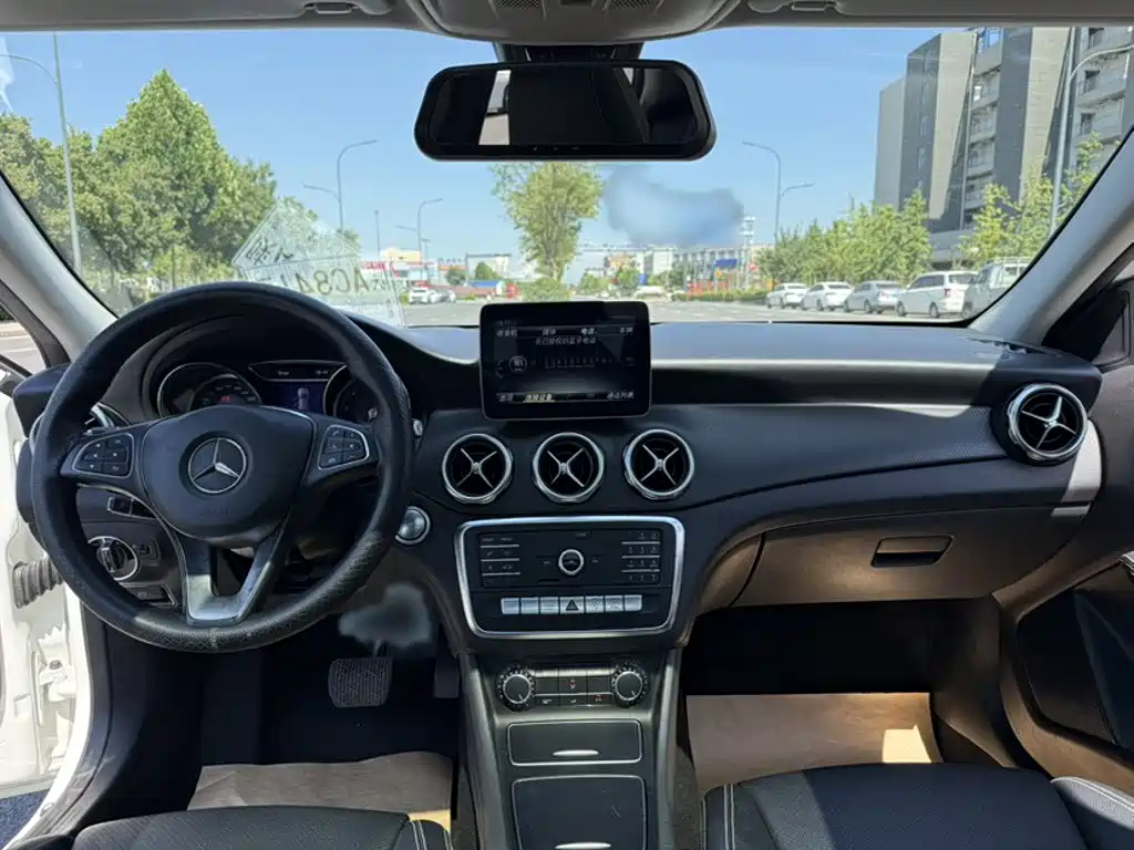 Mercedes-Benz GLA 2018 — фото 8