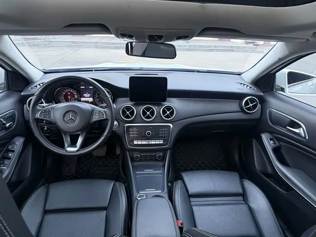Mercedes-Benz GLA 2017 — фото 6