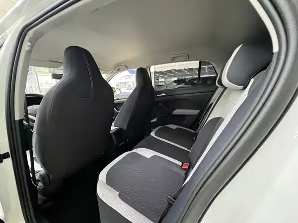 Volkswagen Tharu 2025