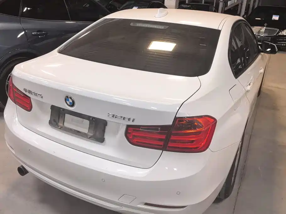 BMW 3 Series 2022