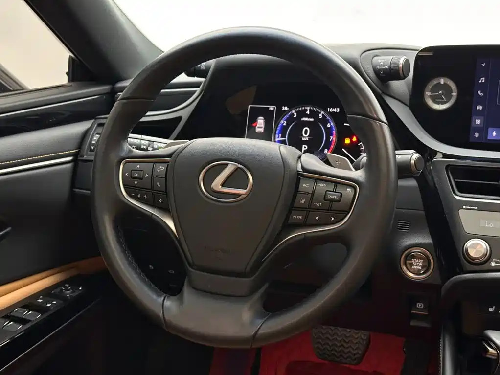 Lexus ES 2022 — фото 12
