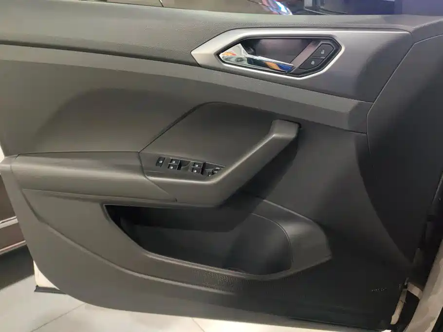 Volkswagen T-Cross 2019