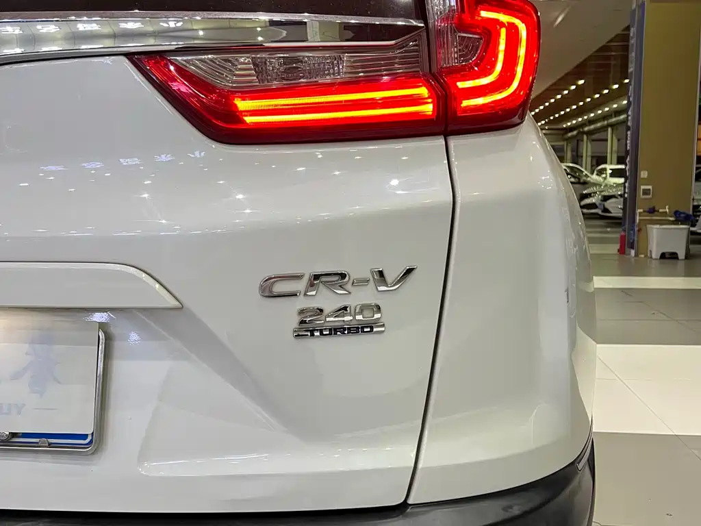 Honda CR-V 2018 — фото 25