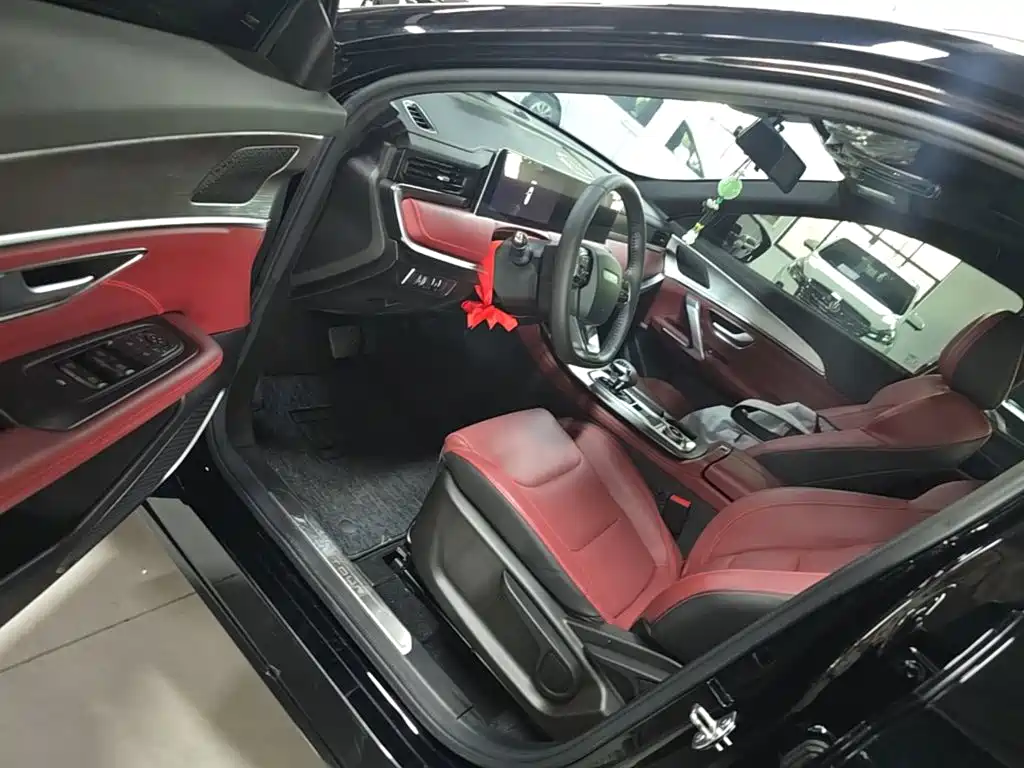 Jetour X70 PLUS 2023 — фото 16