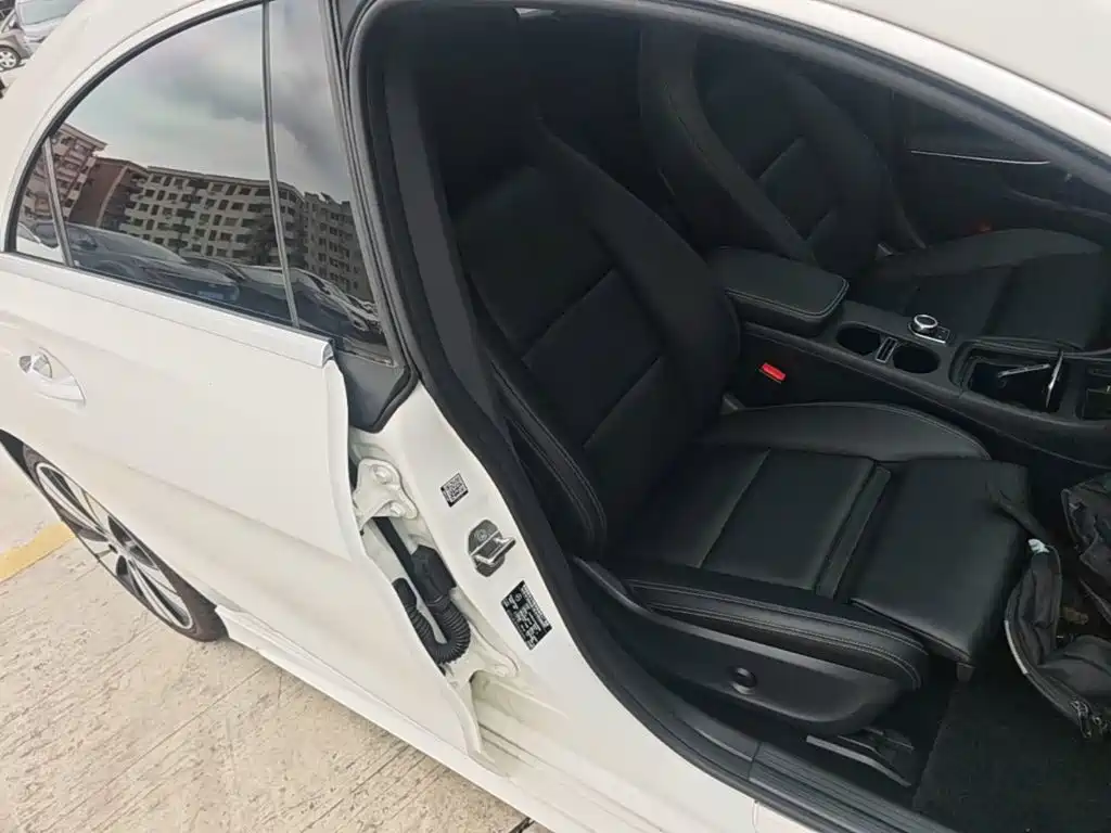 Mercedes-Benz CLA 2018 — фото 25