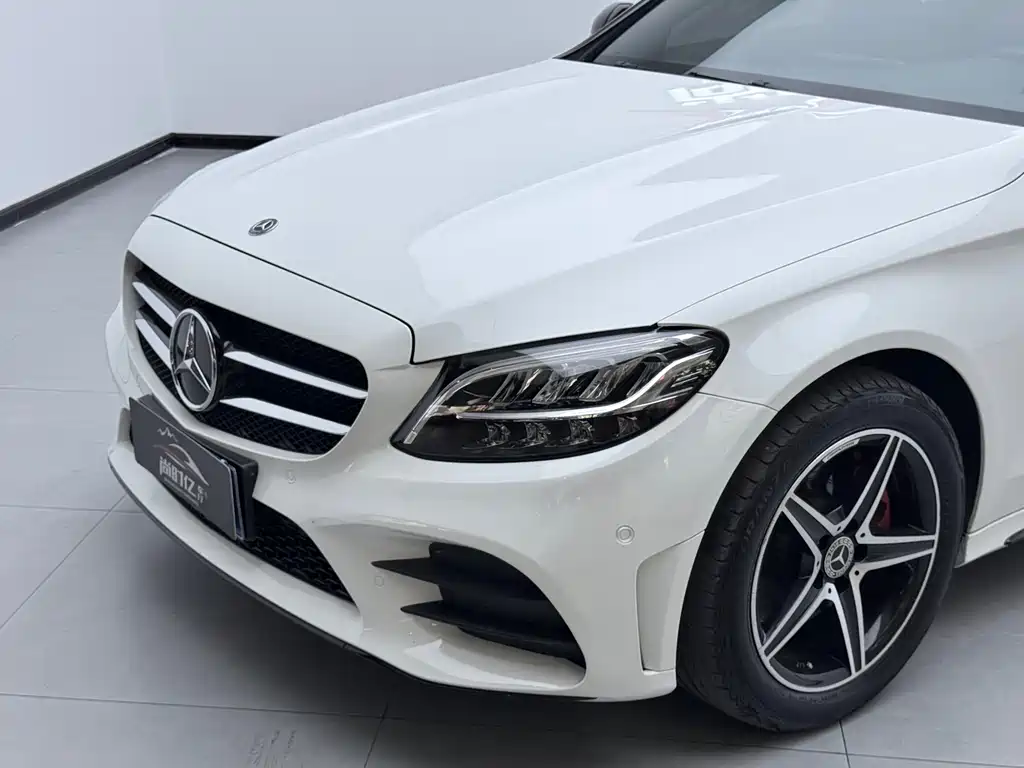 Mercedes-Benz C-Class 2019 — фото 8