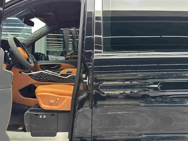 Mercedes-Benz Vito 2024