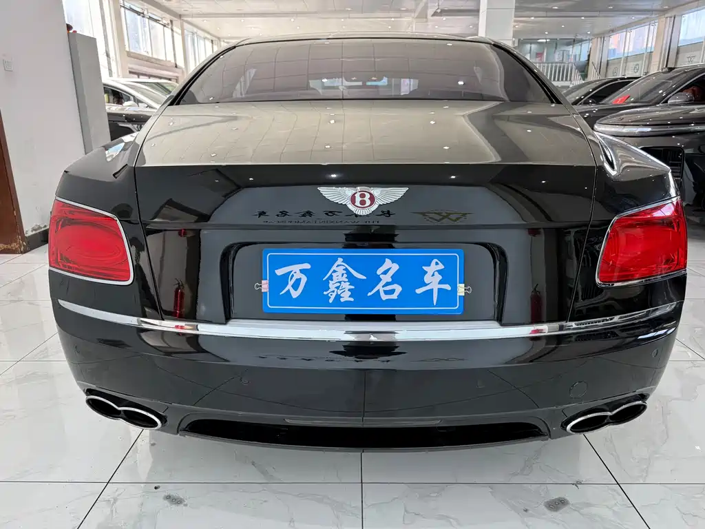 Bentley Flying Spur 2019 — фото 14