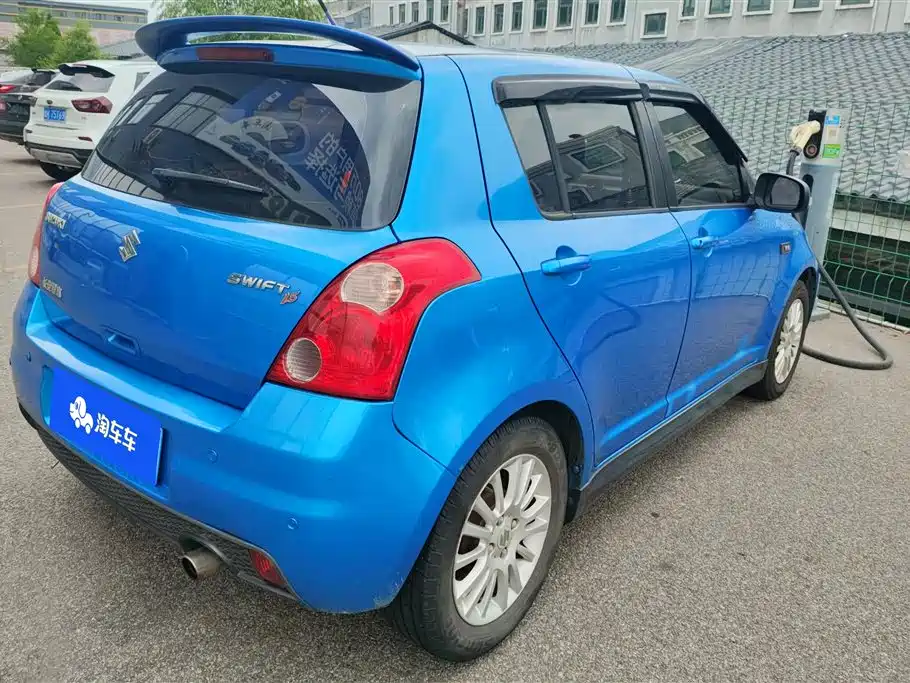 Suzuki Swift 2012