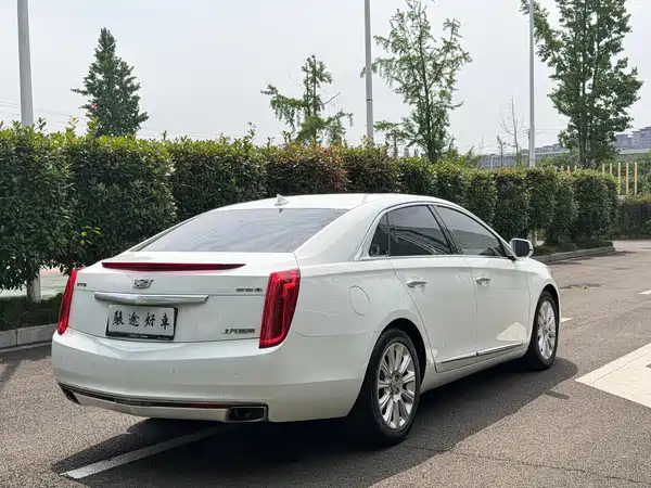 Cadillac XTS 2016