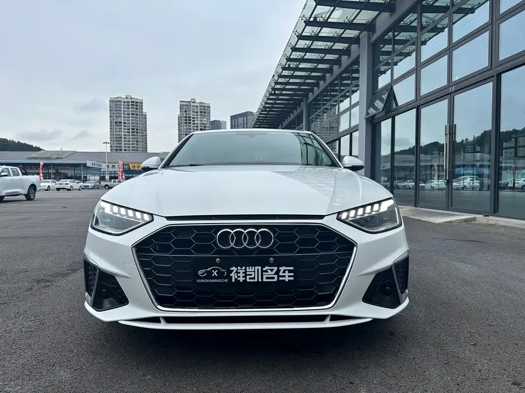 Audi A4L 2023 — фото 2