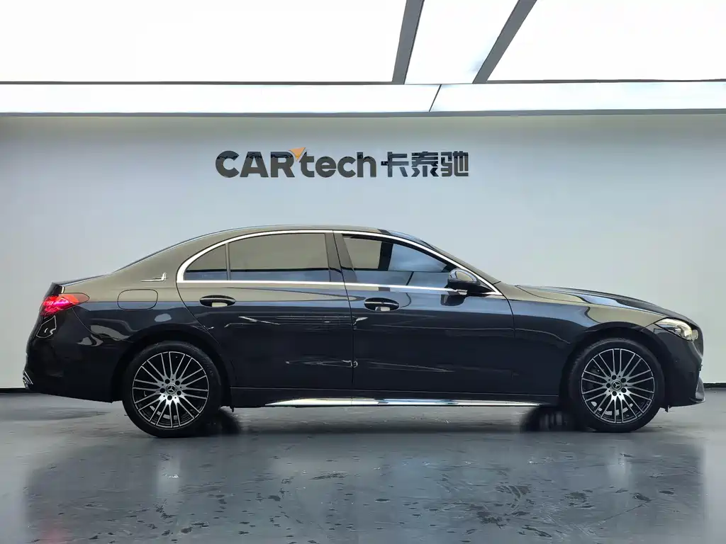 Mercedes-Benz C-Class 2023
