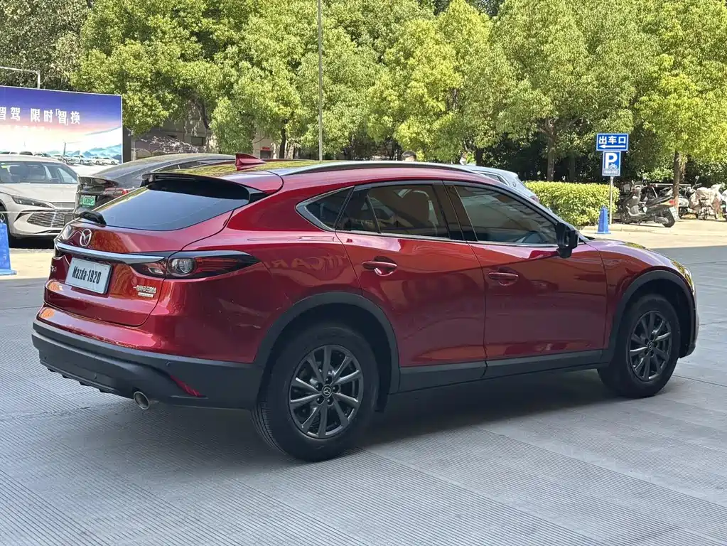 Mazda CX-4 2020