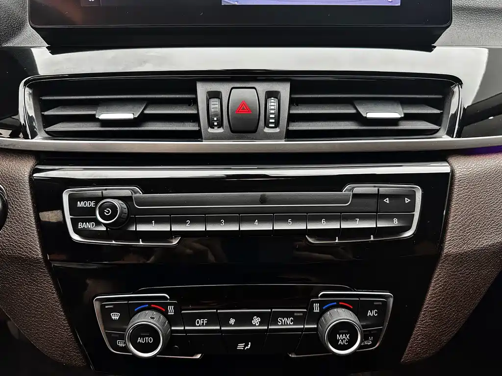 BMW X1 2022 — фото 14
