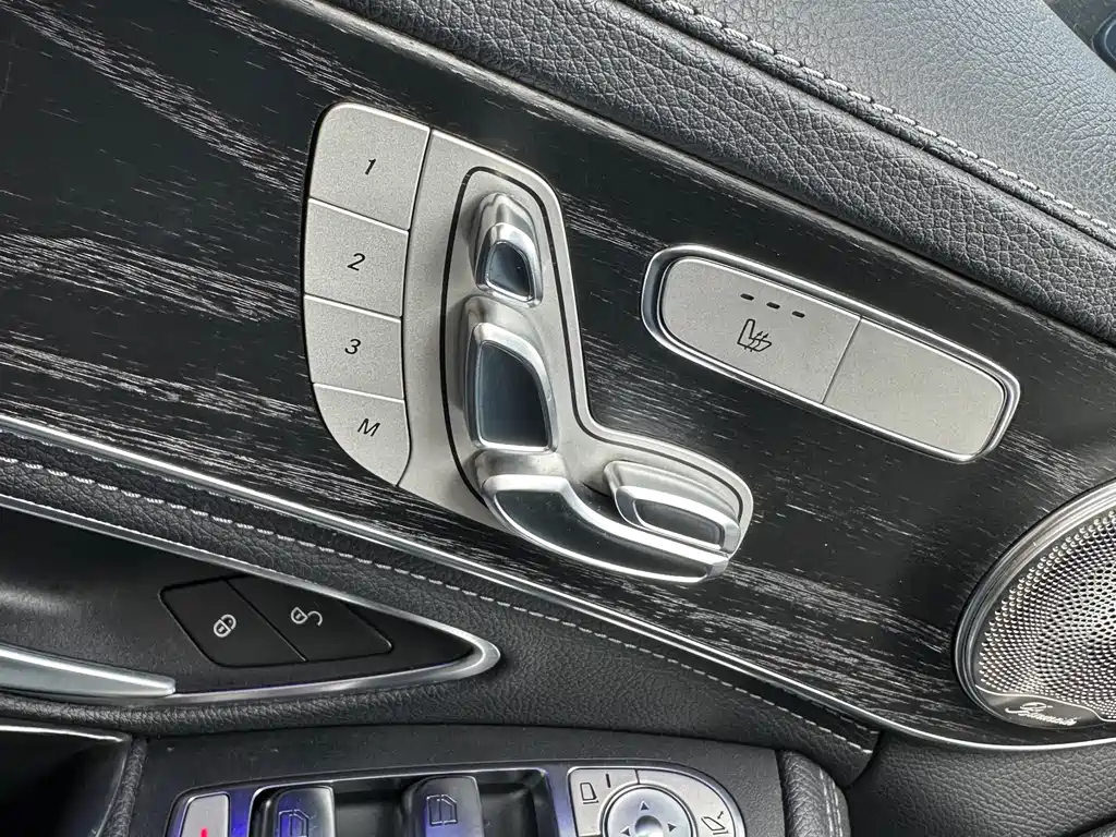 Mercedes-Benz C-Class 2020 — фото 12