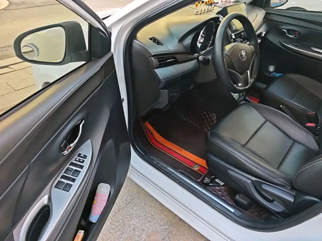 Toyota Yaris L 2016 — фото 16