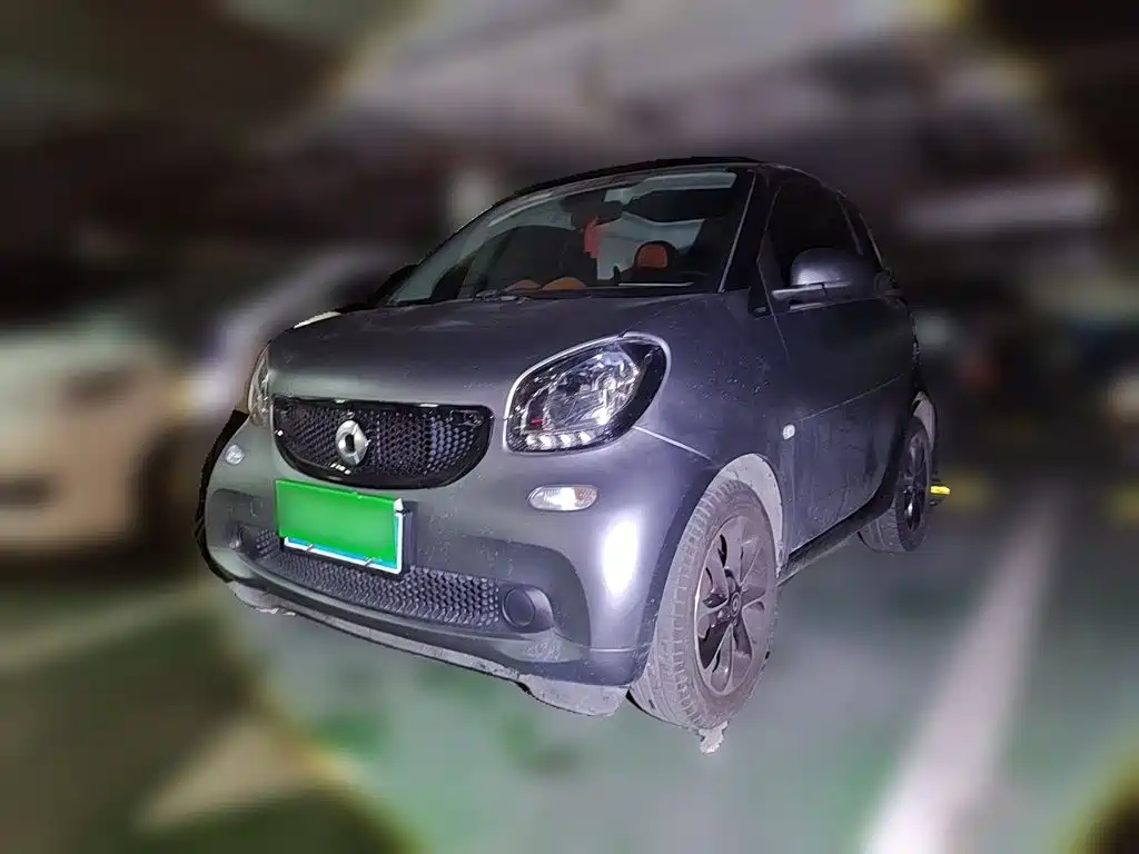 smart fortwo 2017 — фото 1