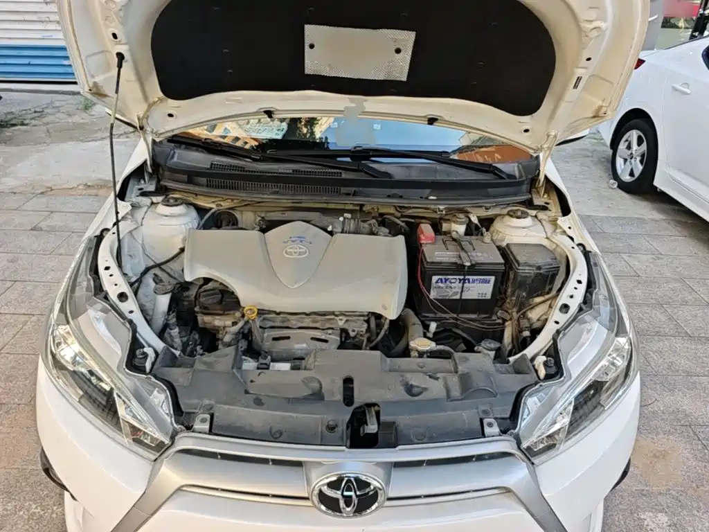 Toyota Yaris L 2016 — фото 20
