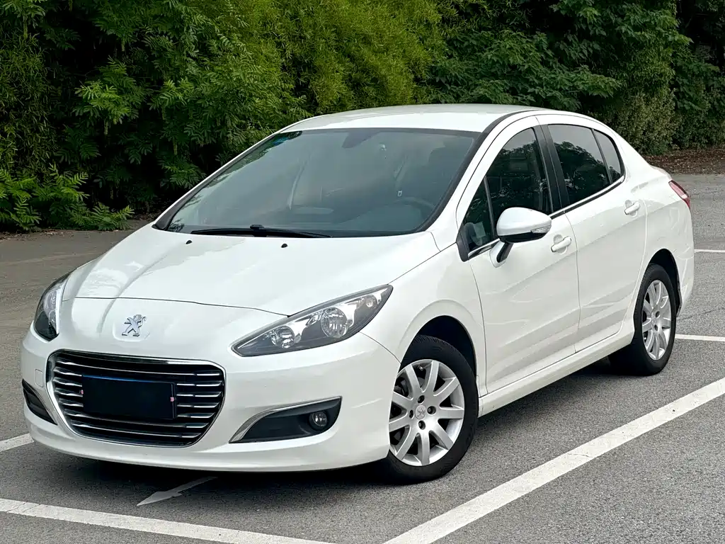 Peugeot 308 2015