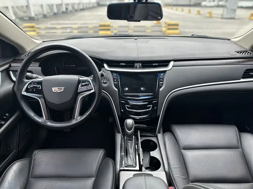 Cadillac XTS 2019 — фото 13