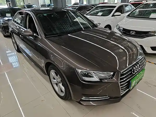 Audi A4L 2017