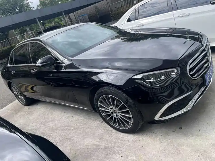 Mercedes-Benz E-Class 2021