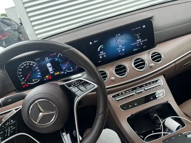 Mercedes-Benz E-Class 2021